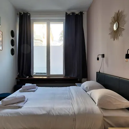Appartement Chateaubriand - Champs Elysees 6p Parijs